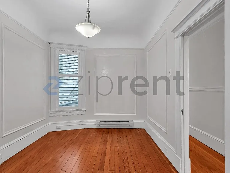3110 Clay St #2 — Photo 12