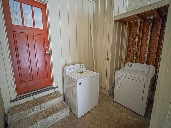 4th image of 534 E 7th Ave