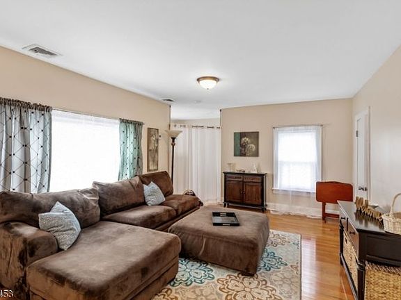 2nd image of 87 Grove Ave #B