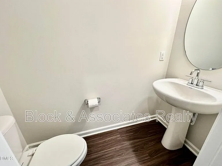 104 Sweet Olive St — Photo 12