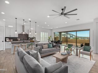 5620 E Scarlet St, Mesa, AZ 85215