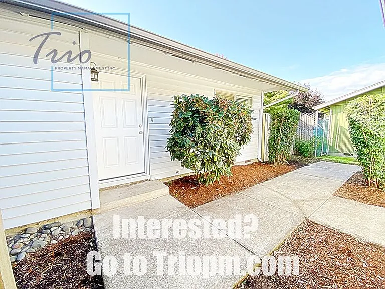 4220 Sean St — Photo 3