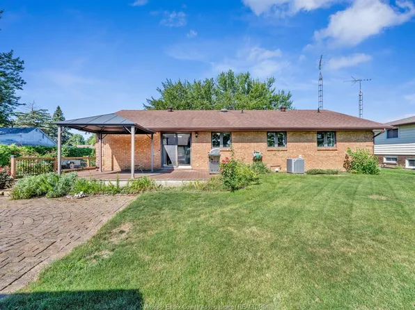 770 Maple St, Lakeshore, ON N0R 1N0