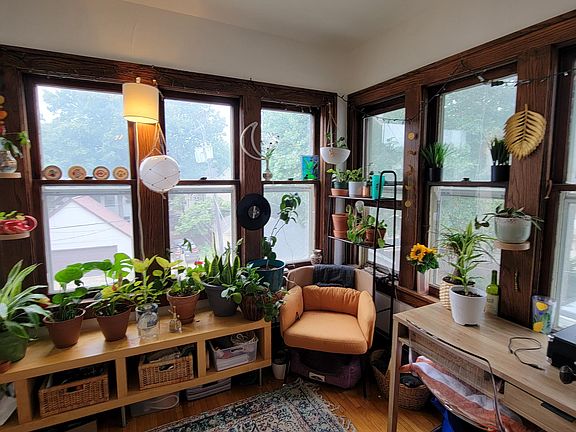 4th image of 2849 Irving Ave S Floor 2
