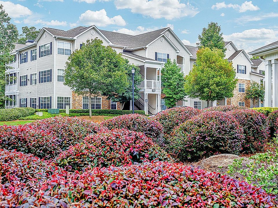 1, 2, 3 Bedroom Apartments in Buford, GA
