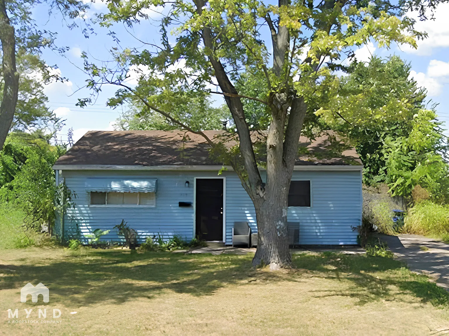 4 bed, 2.0 bath, 1296 sqft, $1,780 — Photo 1