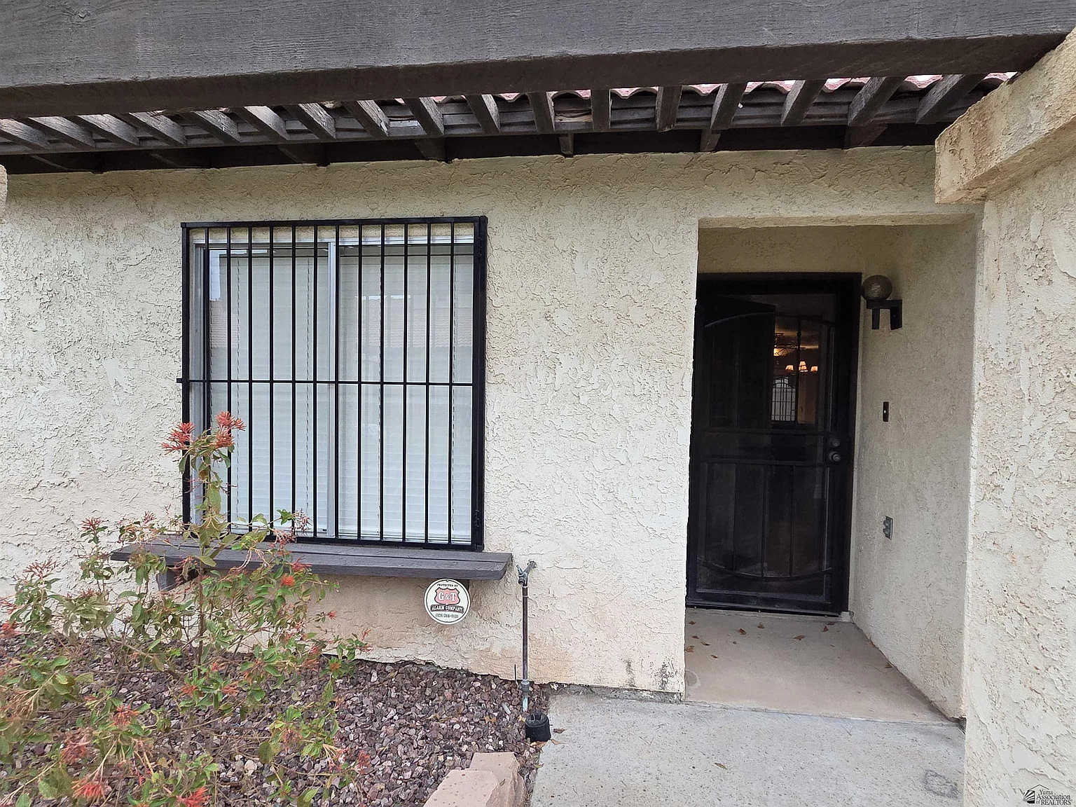 2 bed, 2.0 bath, 1227 sqft, $1,800 — Photo 1