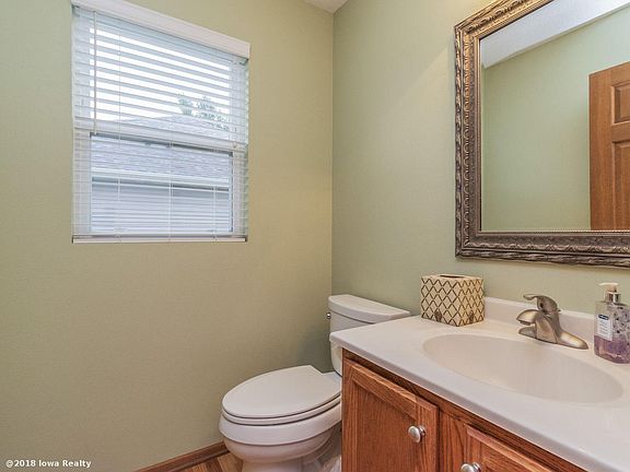 5th image of 5917 NW 94th St