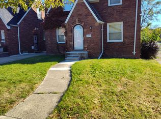 15700 Robson St, Detroit, MI 48227