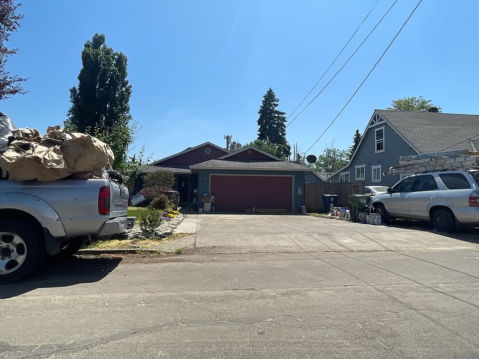 2nd image of 1010 N 1st St