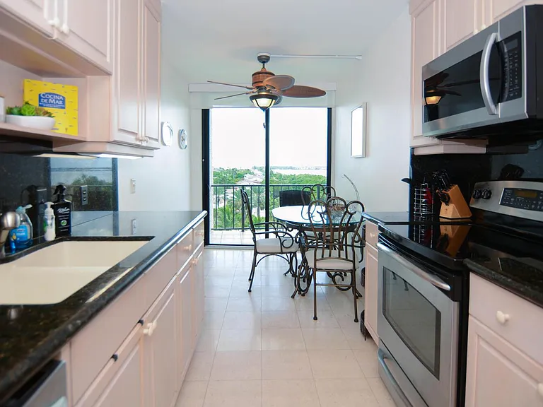 4200 N Ocean Dr #2-605 — Photo 9