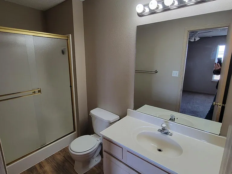 1279 NW Phelps Dr — Photo 13