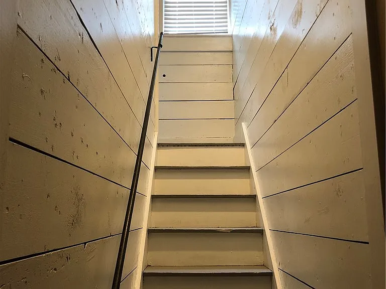 414 W San Antonio St — Photo 24
