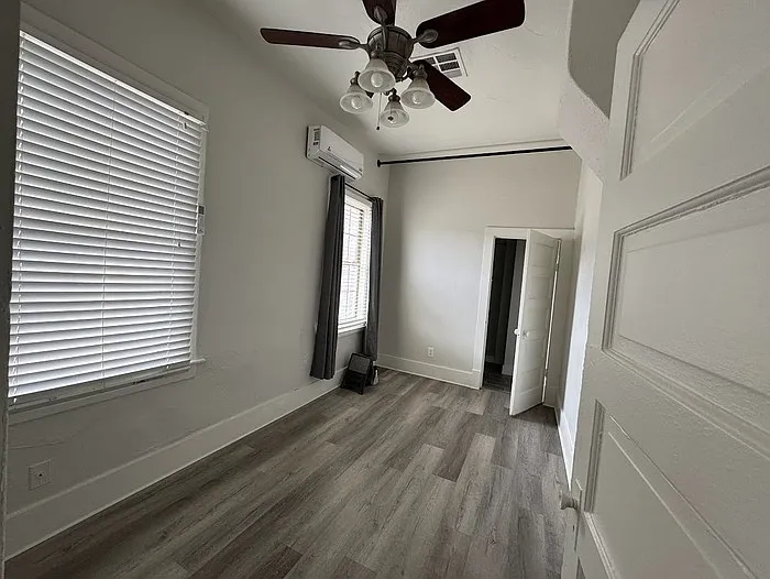 136 N 11th Ave #3 — Photo 3