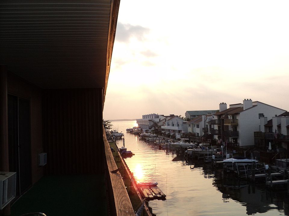 Direct Water Front View Sunset