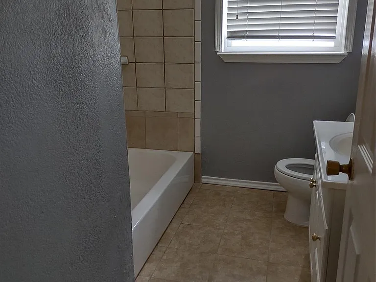 6027 Belneath St — Photo 5