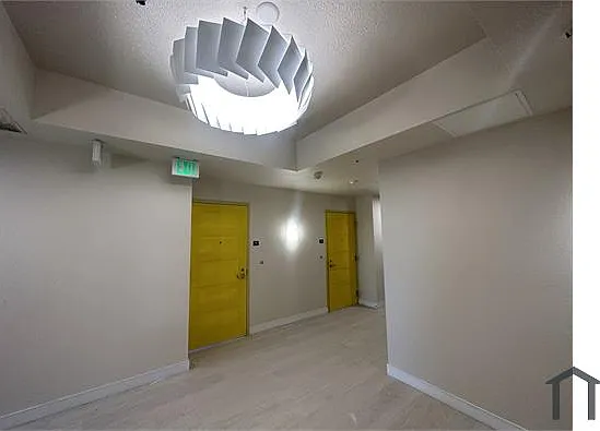 2111 E Firestone Blvd — Photo 21