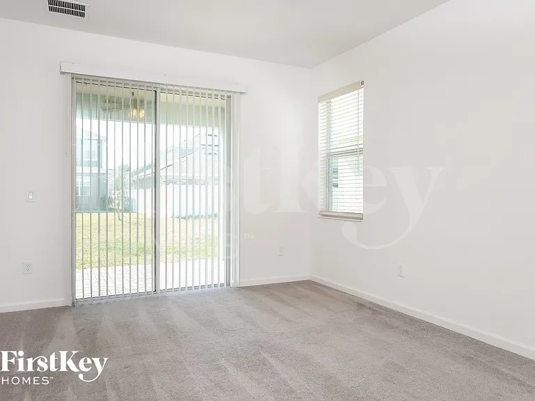 1429 Rosedale Rd — Photo 8
