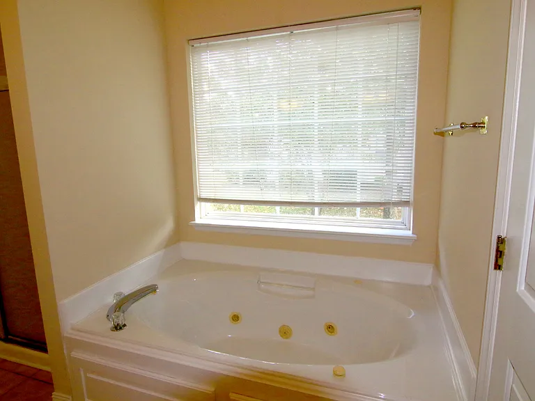 2123 Moonlite Ct — Photo 30