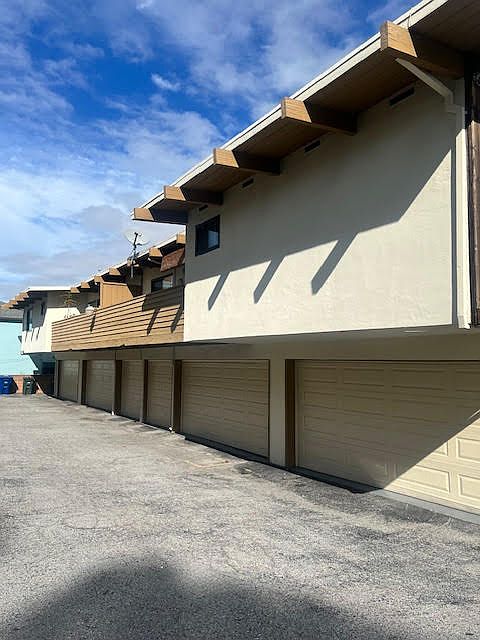 Garage area