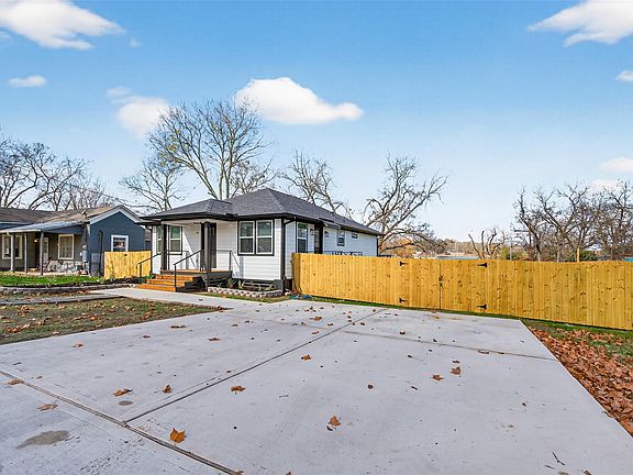 3rd image of 512 W Jefferson St