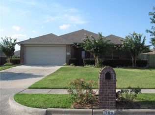 1106 Wolverine Ln, Greenville, TX 75402