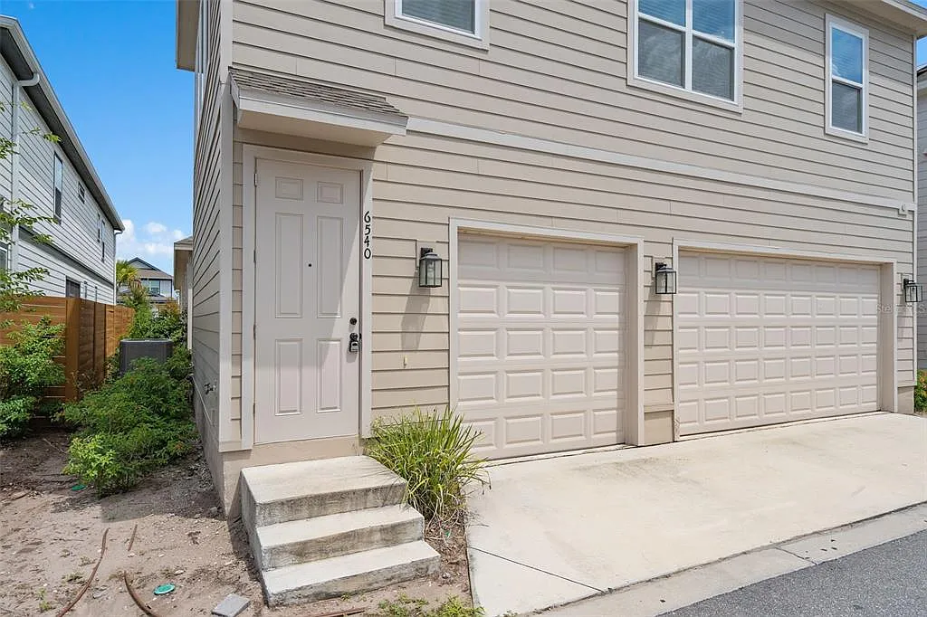1 bed, 1.0 bath, 770 sqft, $1,600 — Photo 1
