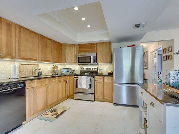 4th image of 12781 Orange Grove Blvd