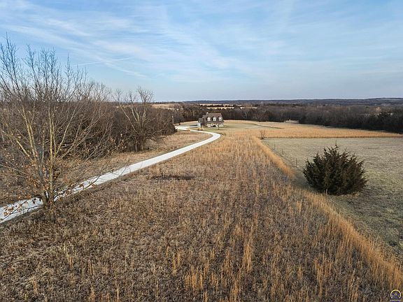 2nd image of 10632 SW Auburn Rd