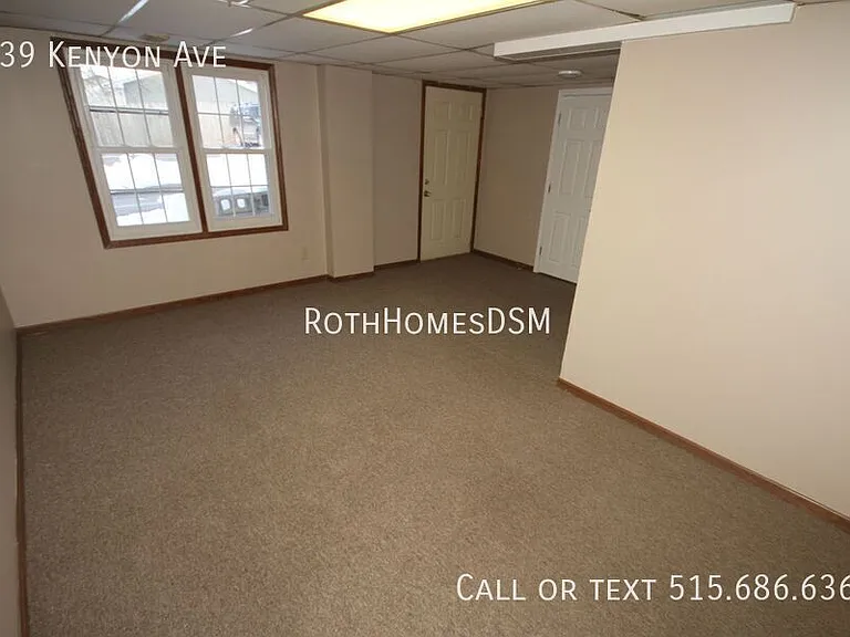 939 Kenyon Ave — Photo 14