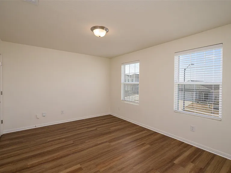 19417 Caymus Dr — Photo 11
