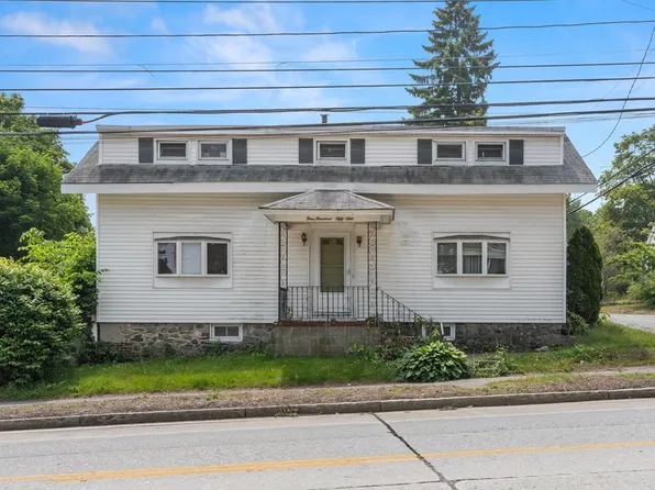 451 Andover St, Lowell, MA 01852
