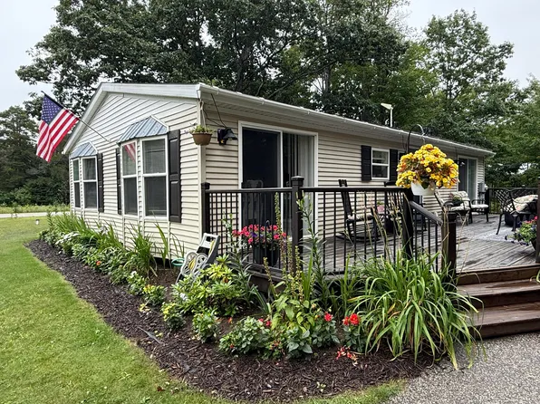 17440 S Daisys Way, Kinross, MI 49752