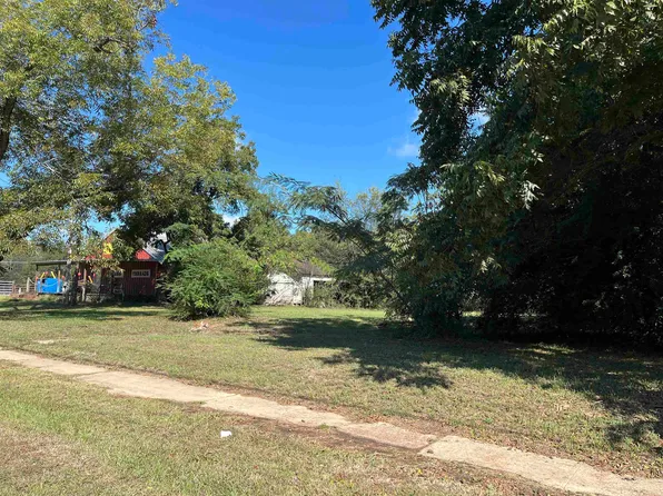 211 W Broadway St, Jefferson, TX 75657
