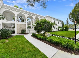 235 3rd Ave S, Naples, FL 34102