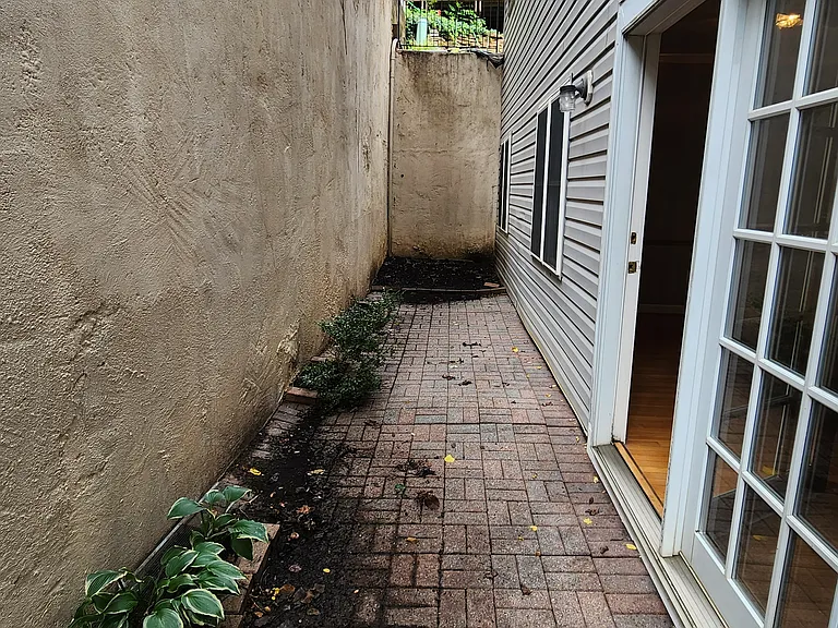1505 Key Blvd #B — Photo 7
