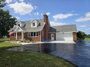 824 W Center Rd, Essexville, MI 48732