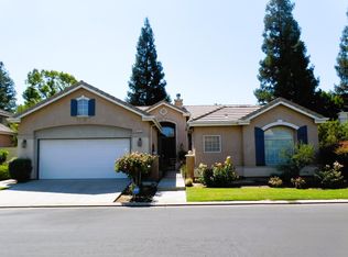 5215 N Via Amore, Fresno, CA