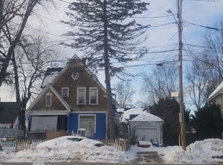 48 Leonard St, Rochester, NH 03867