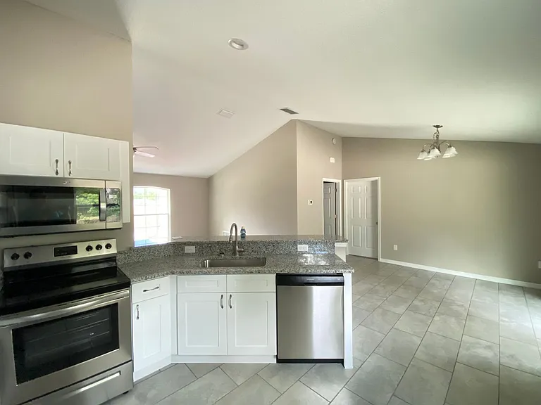 4490 SW 150th Pl — Photo 11