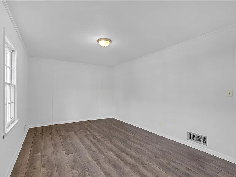 2080 Bluffton Way — Photo 11