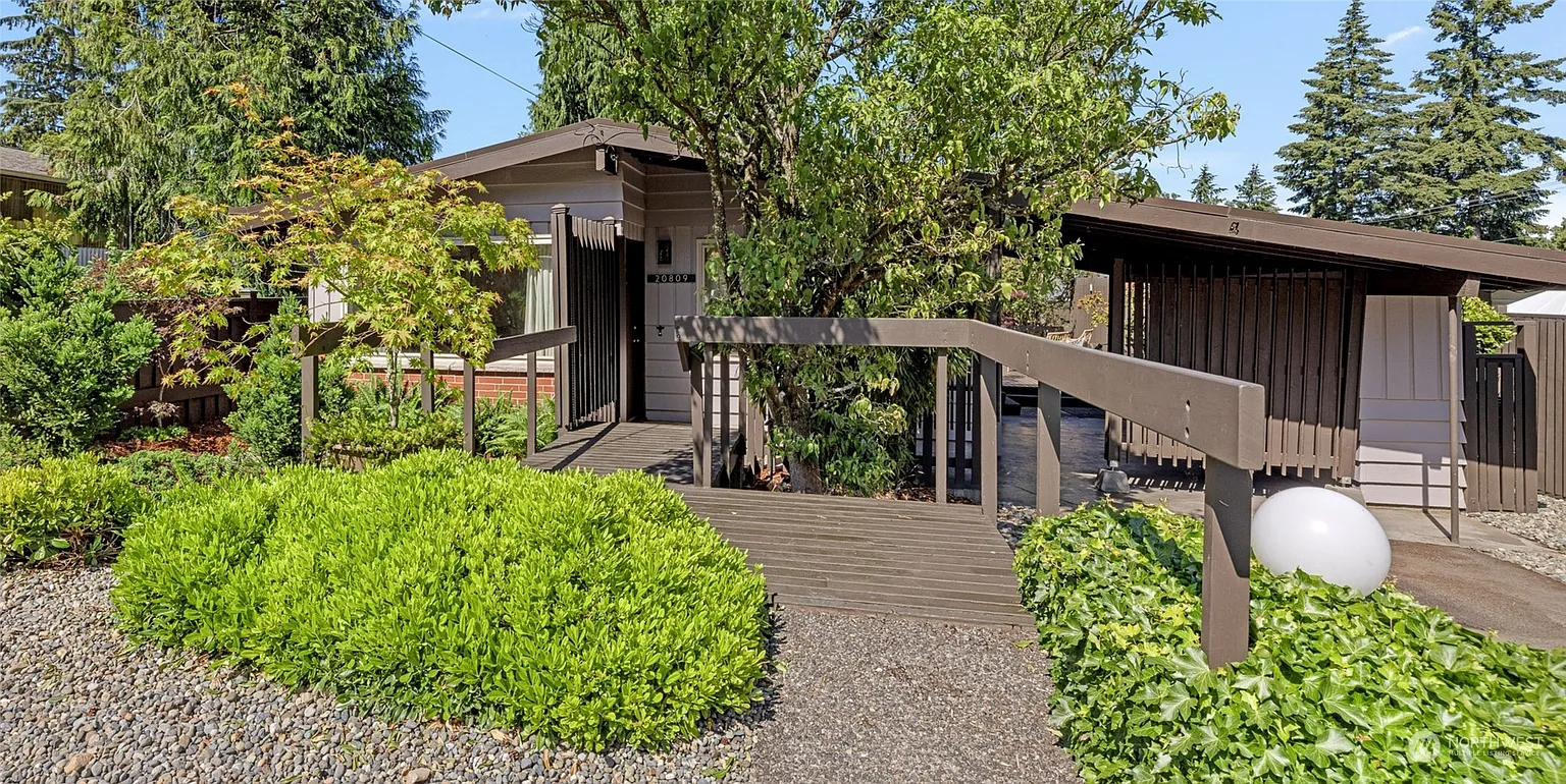 20809 4th Avenue S photo 1