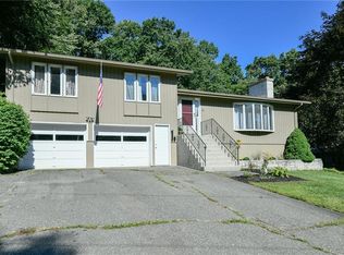 164 Stoddard Rd, Waterbury, CT 06708