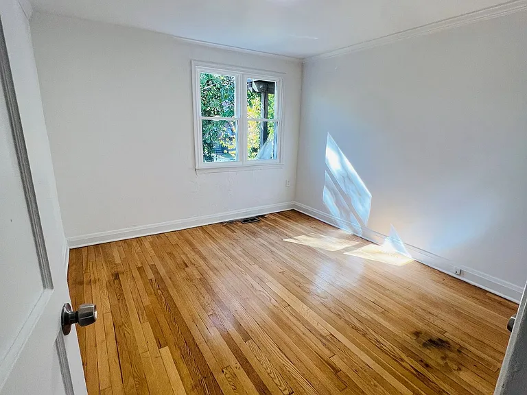 5322 Nelson Ave #2 — Photo 7