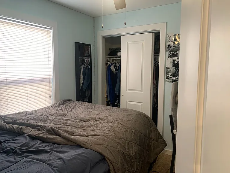 1611 N Sydenham St — Photo 12