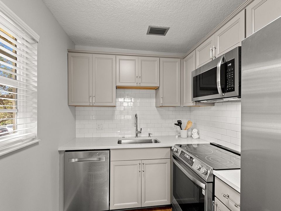 1st image of 14 Vista Gardens Trl APT 203