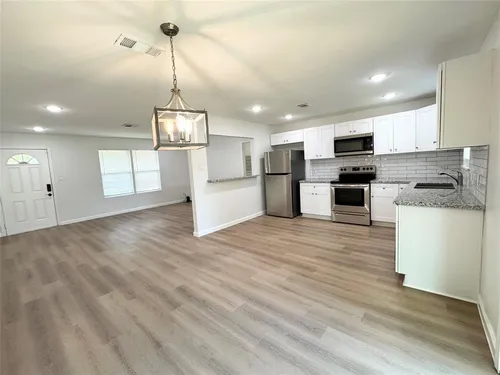 5710 Southseas St Photo 1