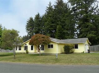 115 Harbor Vw, Crescent City, CA 95531