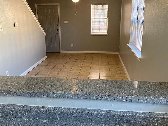 2nd image of 2700 N Hobart St #104