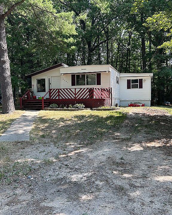 1st image of 3241 S Reserve Rd